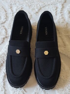 Vivaia Francesca  Black Loafers with Gold Accent WO's Size 37.5 NWOT